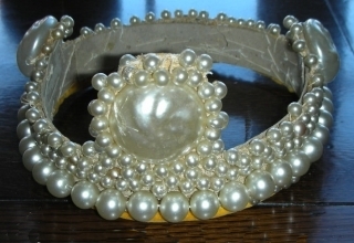 Pearl crown